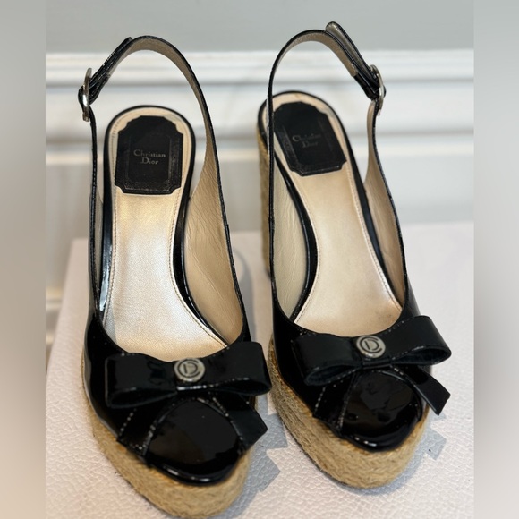 Gorgeous DIOR Espadrilles That Will Be A Staple In Your Wardrobe - Picture 3 of 7